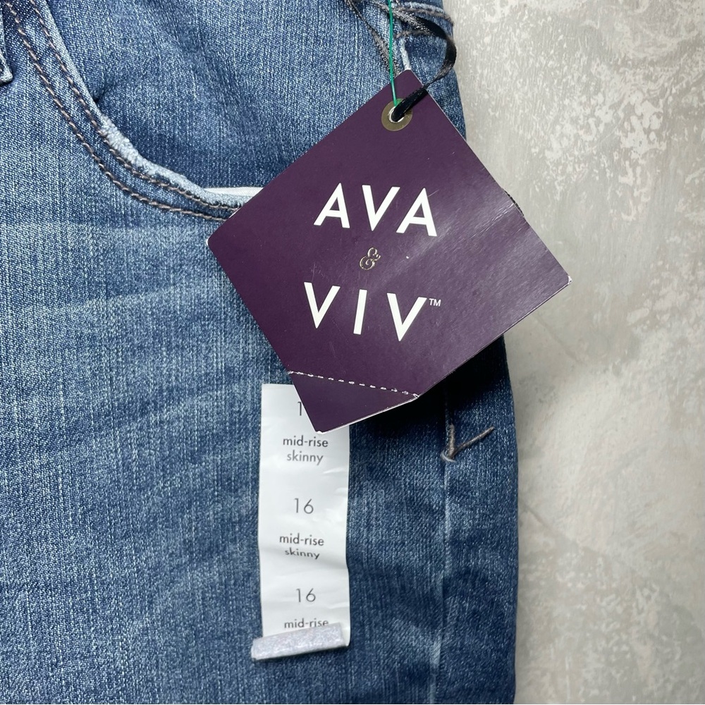 🎉HP🎉 | NWT Ava & Viv midrise skinny fit jeans - Picture 7 of 9